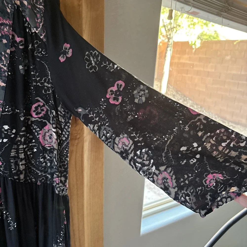 Free People's You Only Knew' Boho Black And‎ Pink Maxi Dress. Size Small